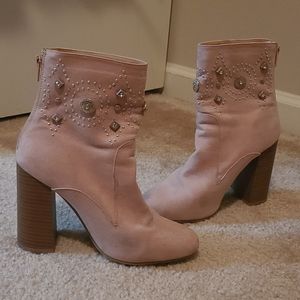 Free With Purchase Pink Forever 21 Western Boho Ankle Cowgirl Boots size 7